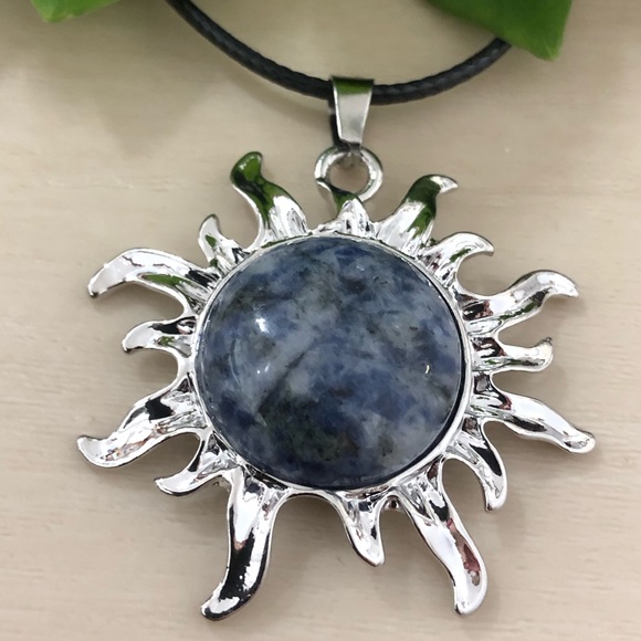 Sodalite Natural Stone Sun Shaped Pendant Necklace Healing Gemstone Pendant - Picture 2 of 6